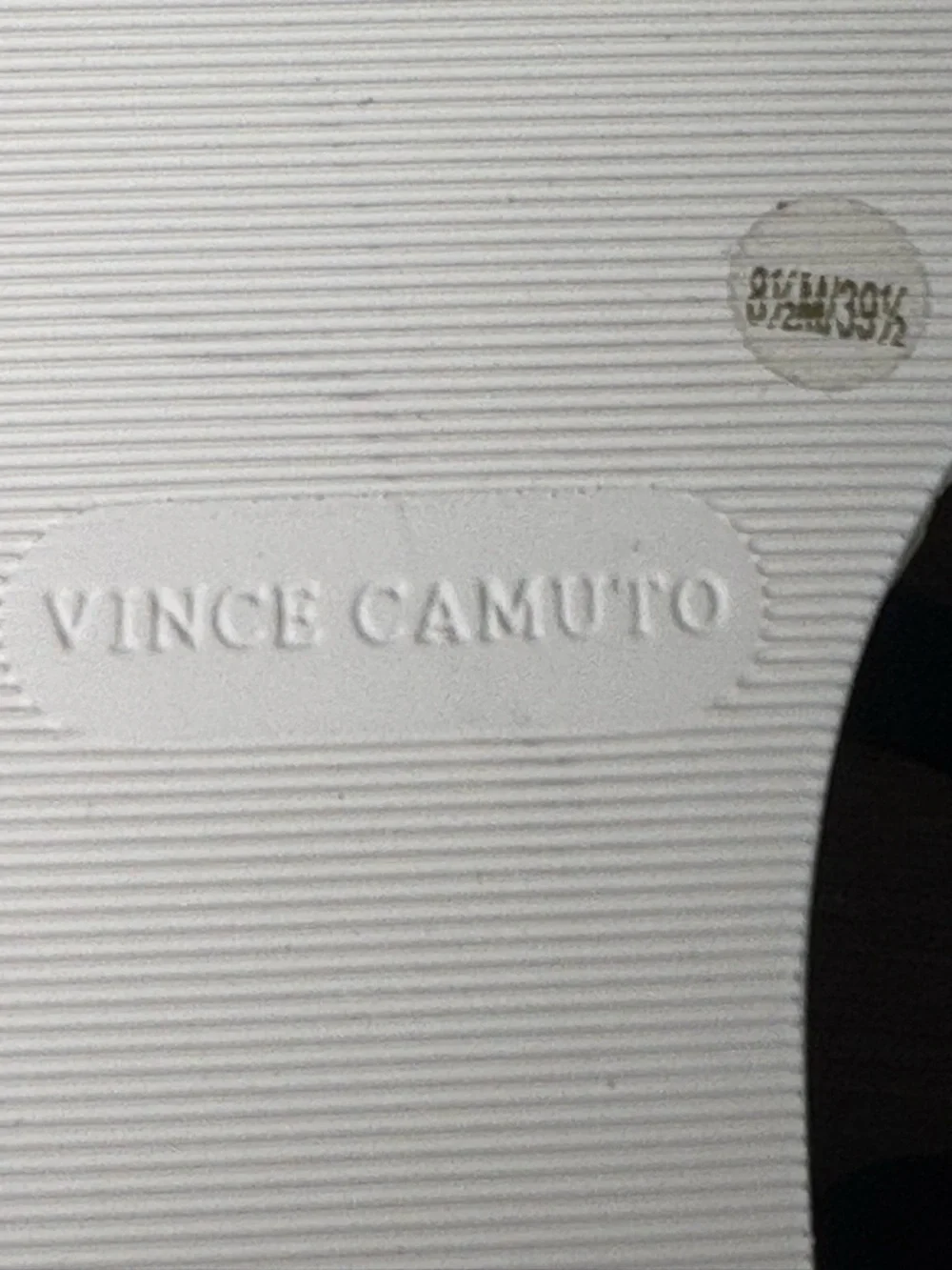 Vince Camuto vince camuto